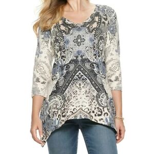 World Unity 3/4 Sleeve Top